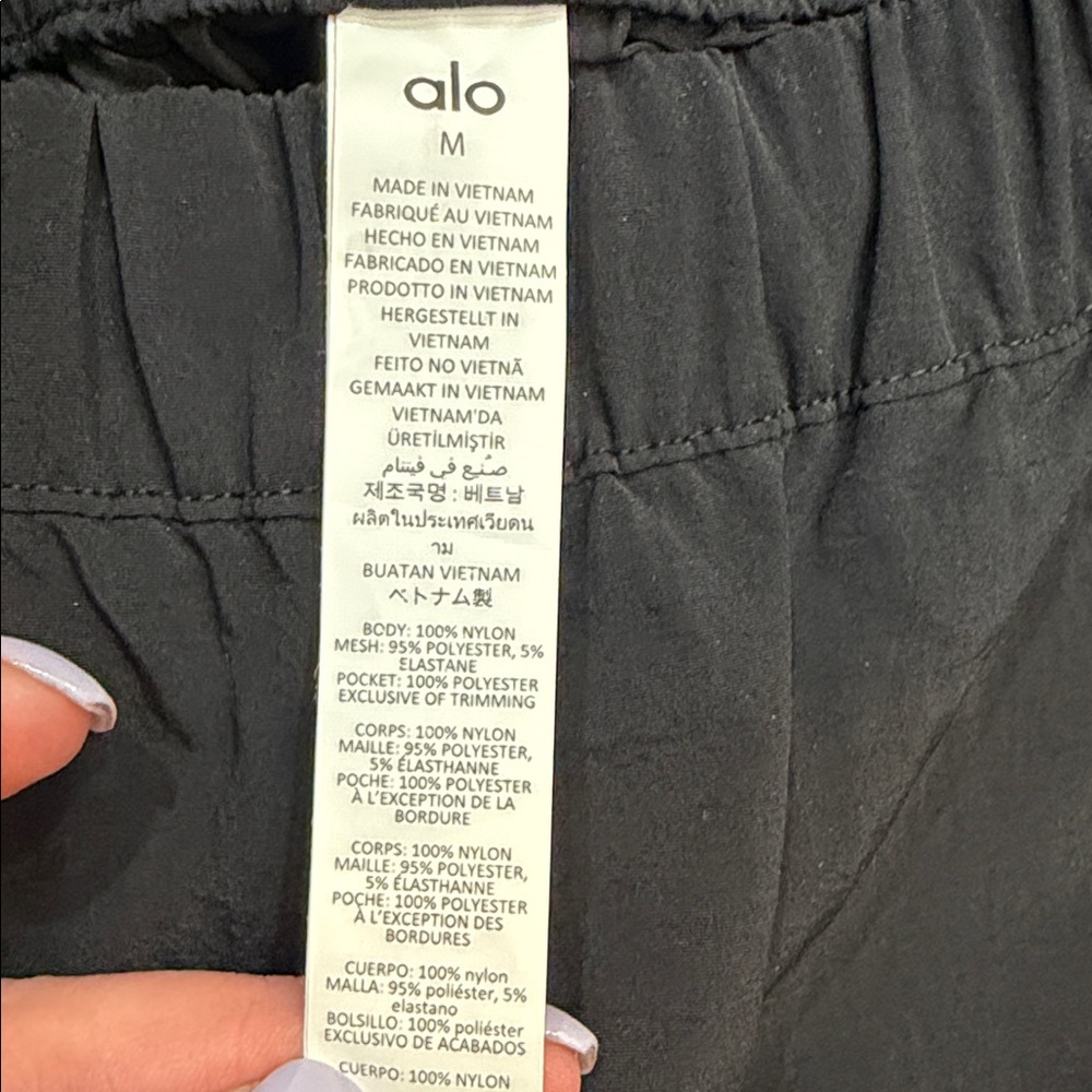 ALO YOGA | ✨NWOT✨ High-Waist Origin Wide Leg Track Pant in Black - Picture 5 of 5